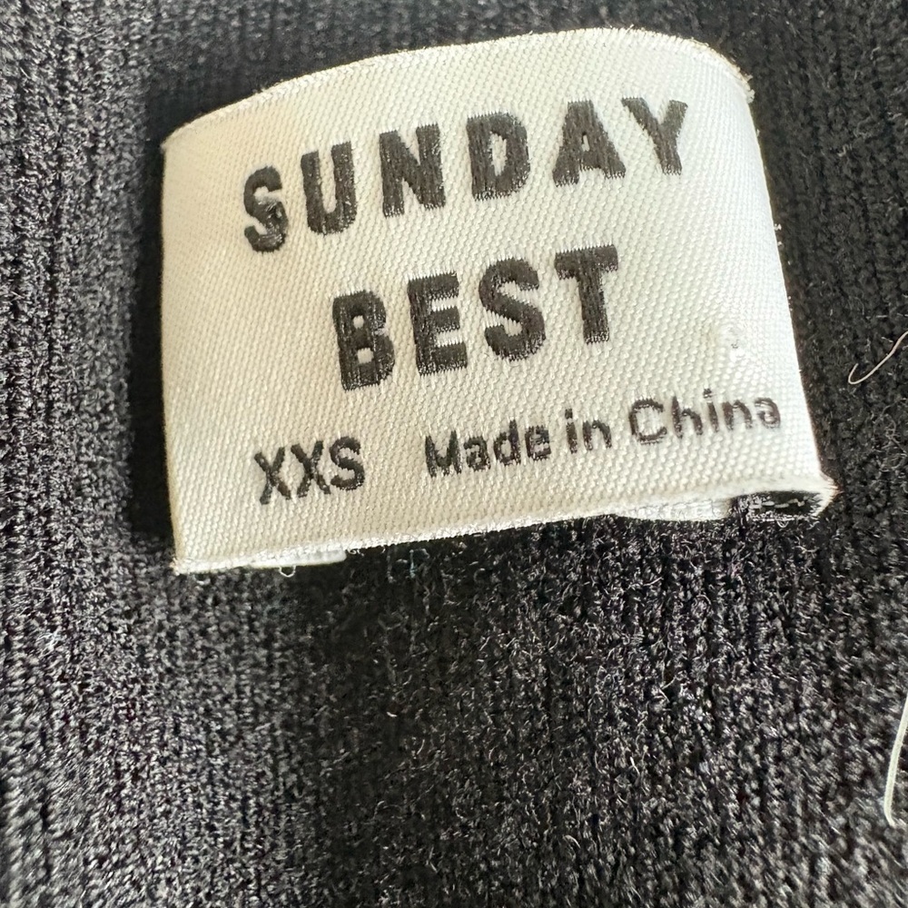 Sunday Best Aritzia Izzy cropped black cardigan button front size XXS - Picture 10 of 11